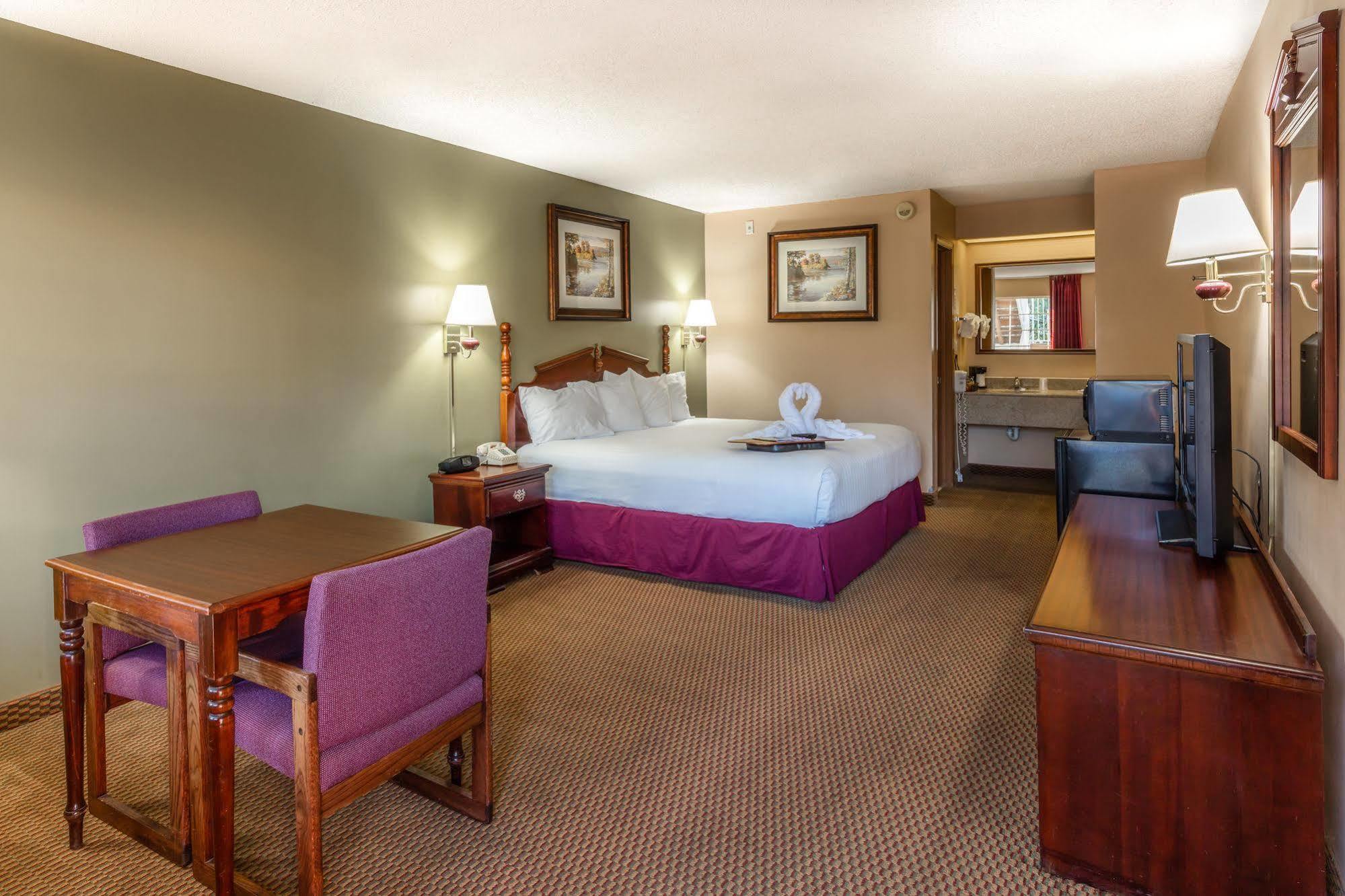 Angel Inn - Central Branson Exteriér fotografie